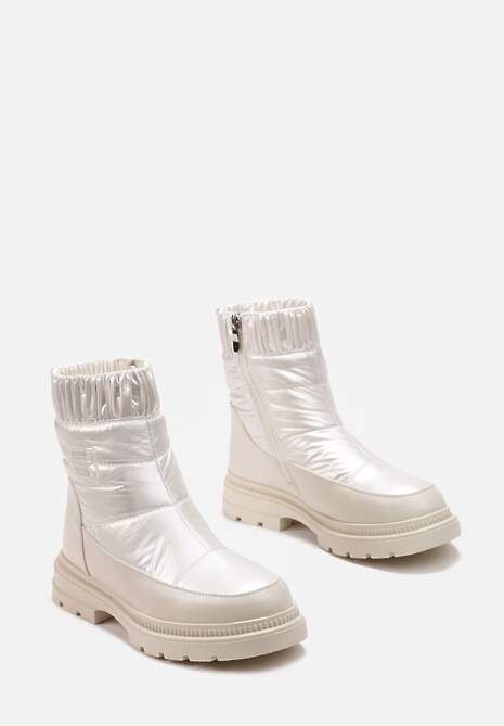 Białe Śniegowce na Płaskiej Podeszwie z Ozdobną Naszywką i Ściągaczem Dolcezza