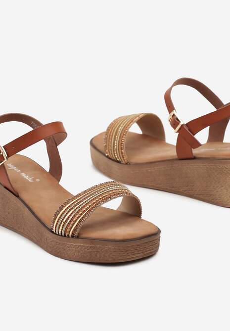 Brązowe Sandały Zapinane przy Kostce z Cyrkoniami na Koturnie Madoka