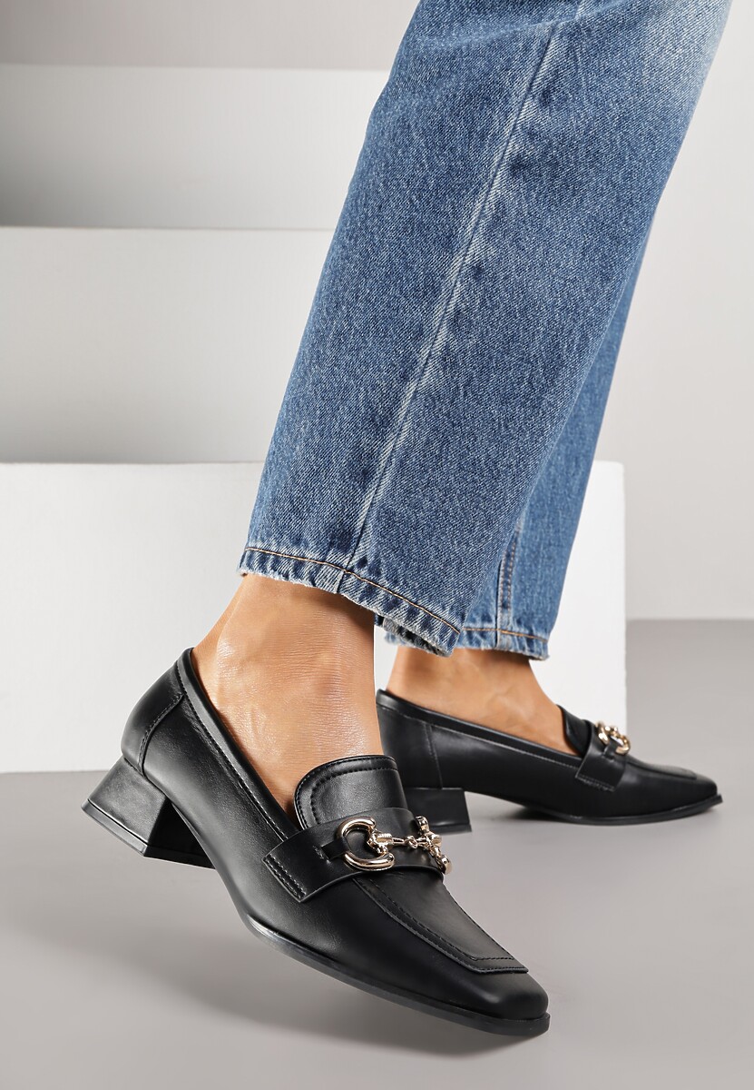 Czarne Mokasyny z Klamerką i Niskim Kwadratowym Obcasem Fansai