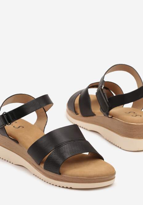 Czarne Klasyczne Sandały na Koturnie z Zapięciem na Rzep Nimira