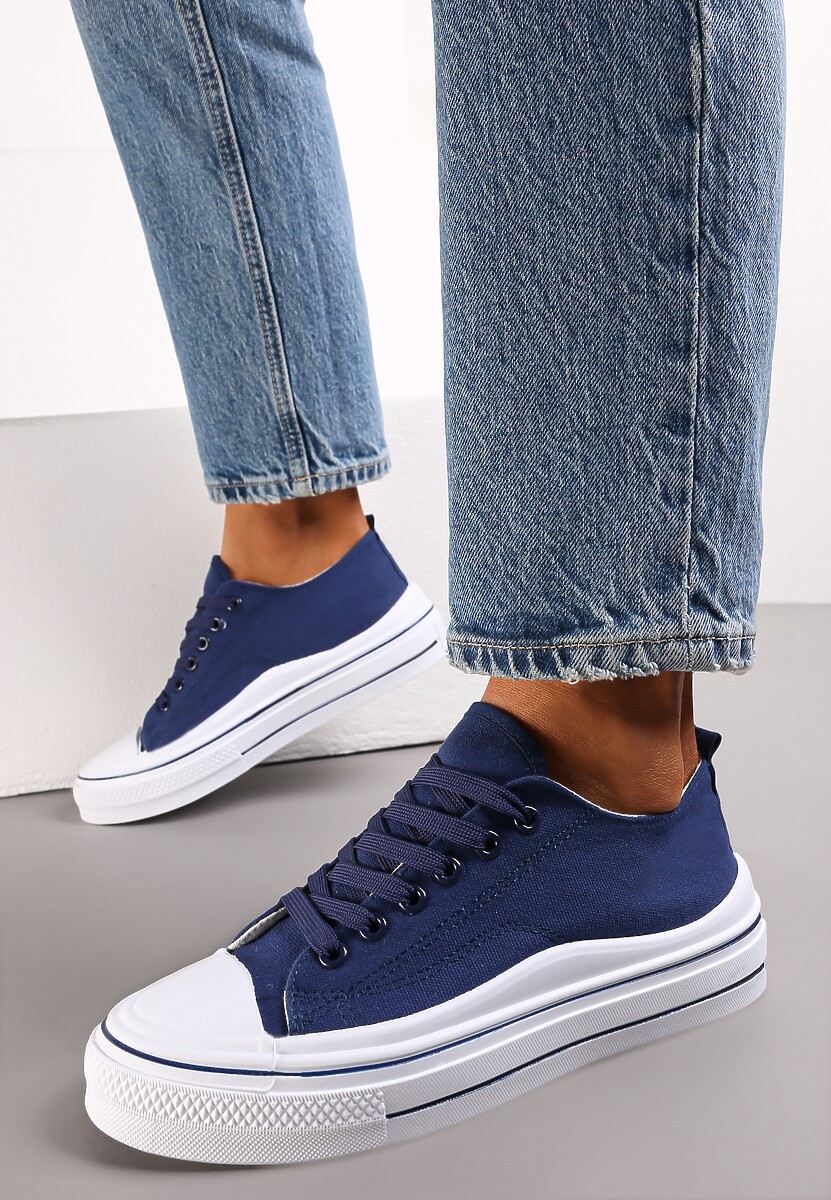 Czarne Sznurowane Trampki do Kostki Kalyne