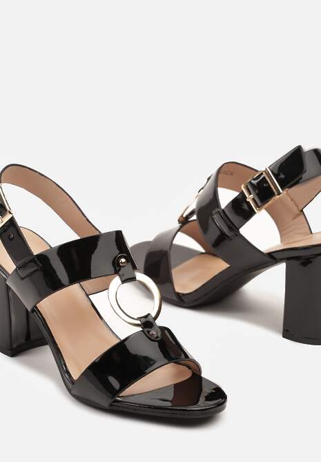 Czarne Sandały z Lakierowanym Połyskiem na Słupkowym Obcasie Neolenna