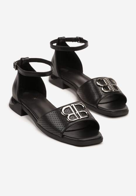 Czarne Sandały Vices z Perforowaną Cholewką i Elegancką Aplikacją Tilapea