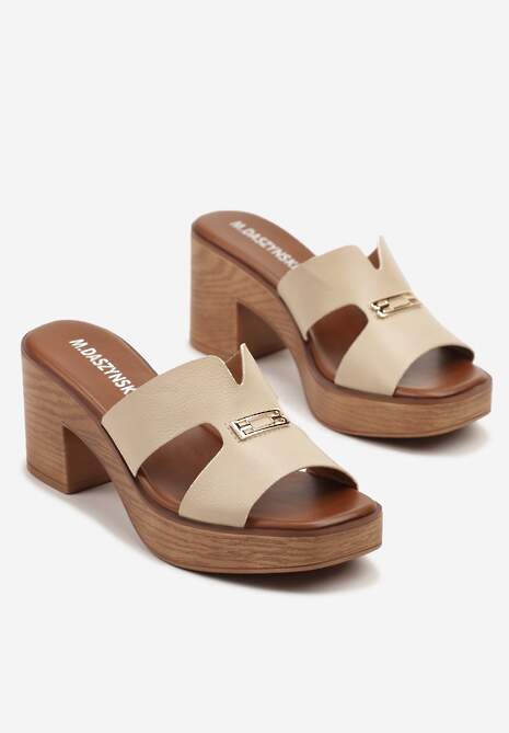 Beżowe Klapki Typu Drewniaki na Słupkowym Obcasie z Aplikacją Arvissia