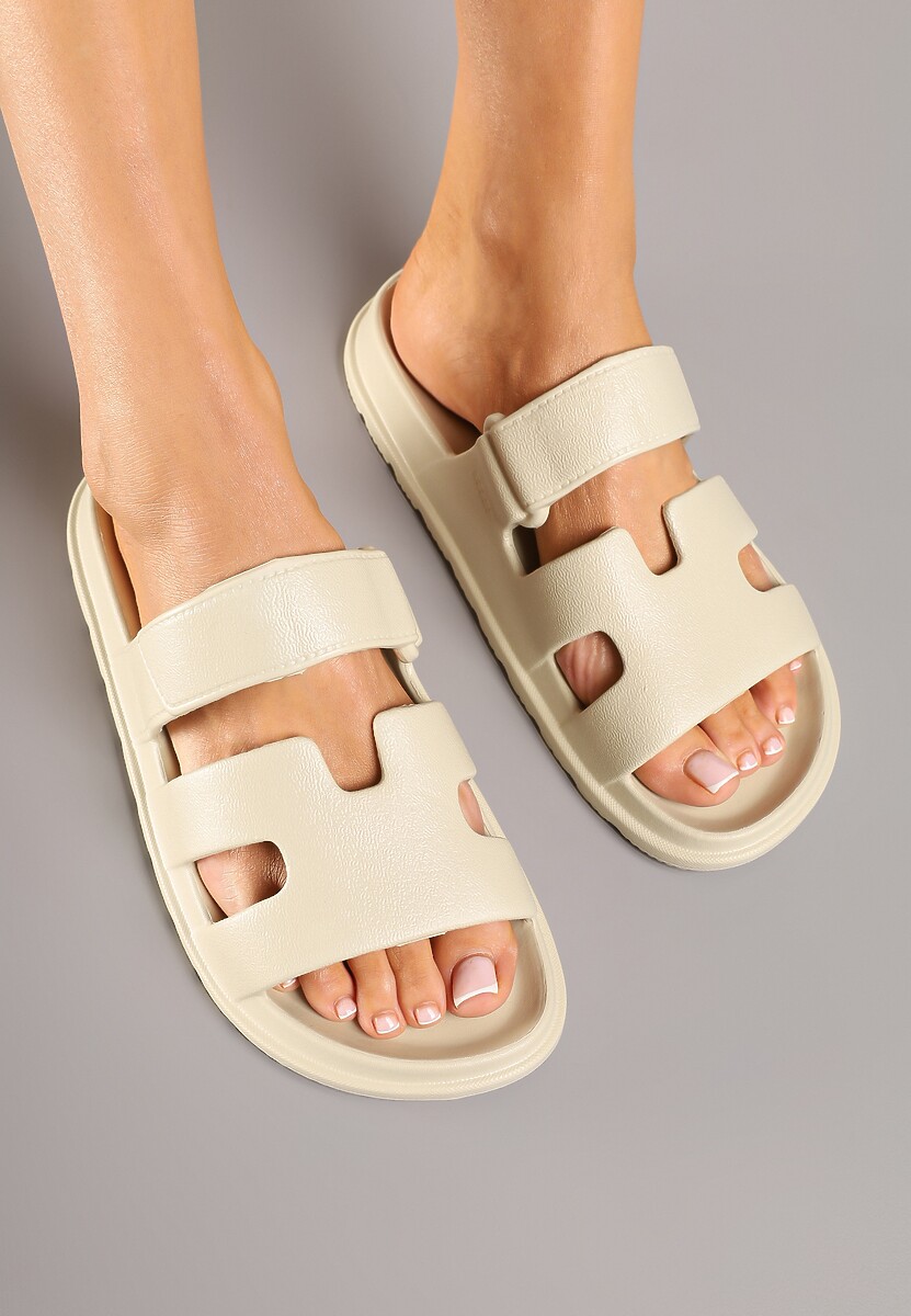 Beżowe Klapki z Geometrycznymi Wycięciami Setaneria