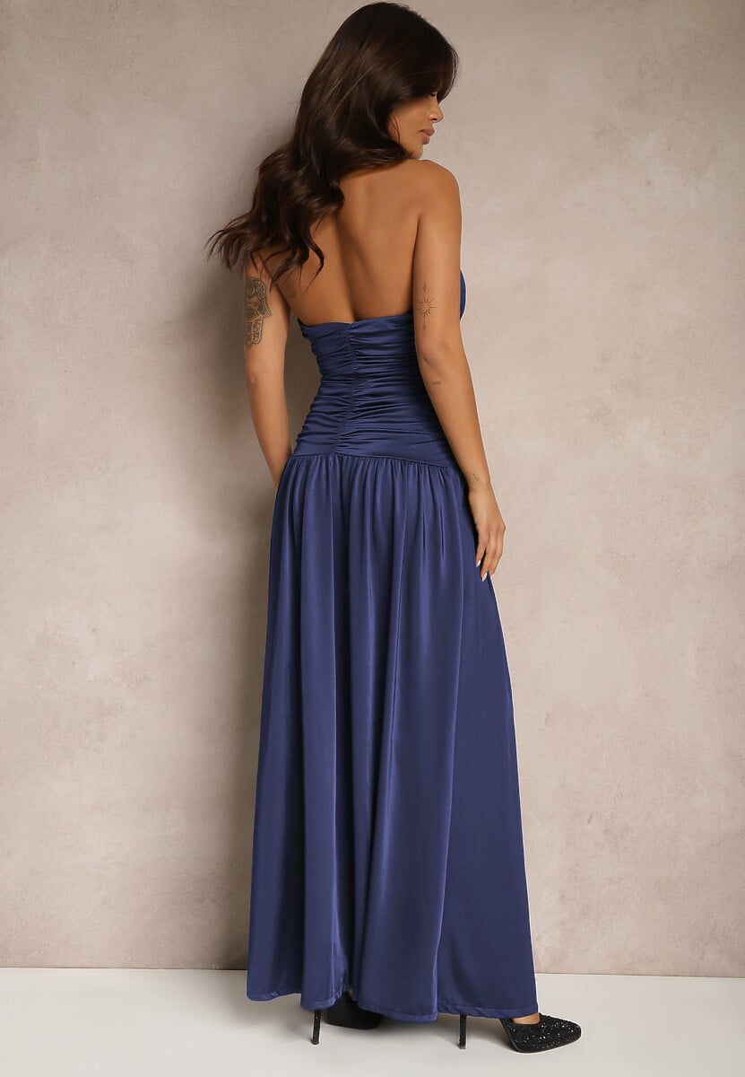 Granatowa Taliowana Sukienka z Głębokim Dekoltem Usztywnianymi Miseczkami i Marszczeniem Vamigala