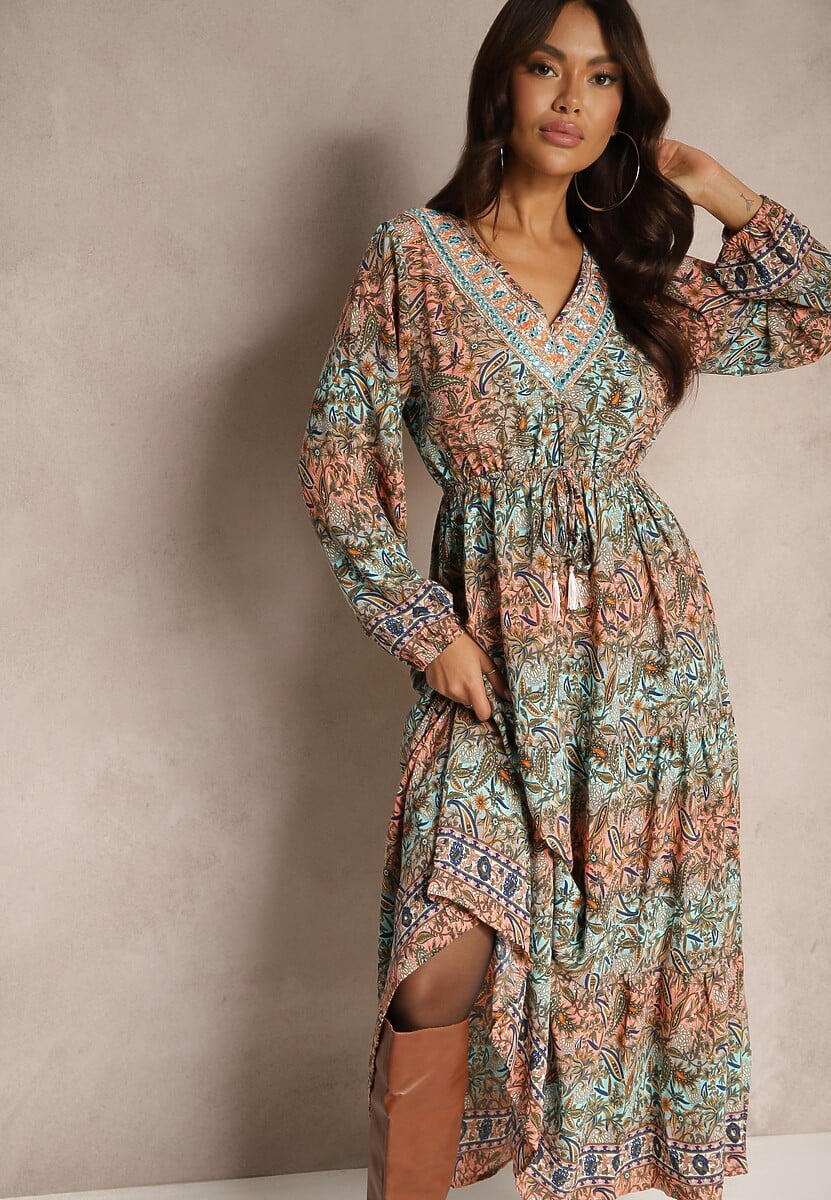 Zielona Sukienka z Dekoltem w V o Rozkloszowanym Fasonie w Print Paisley Akka