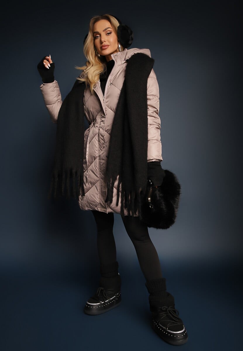 Beżowa Długa Pikowana Kurtka w Stylu Parki z Troczkiem w Pasie i Sztucznym Futerkiem Abelasa