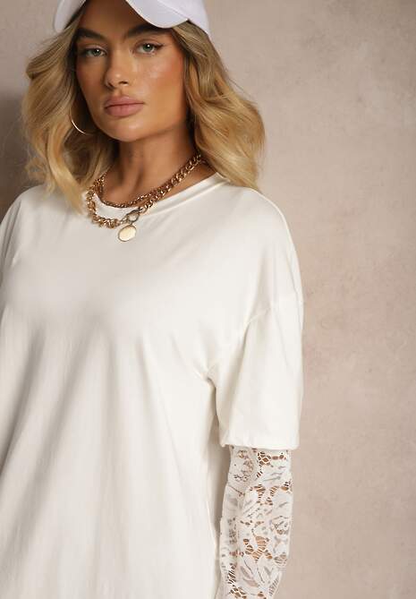 Jasnobeżowa Sukienka z Bawełny o Kroju Typu T-shirt z Koronką i Rozcięciami Tanisla