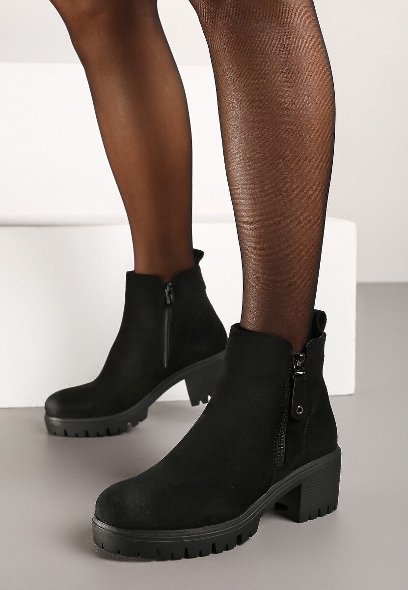 Czarne Botki Sztyblety na Słupku Wykończone Ozdobnym Suwakiem Terillda