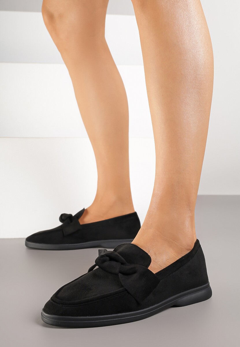 Czarne Mokasyny z Aplikacją Kokardek Tulavira