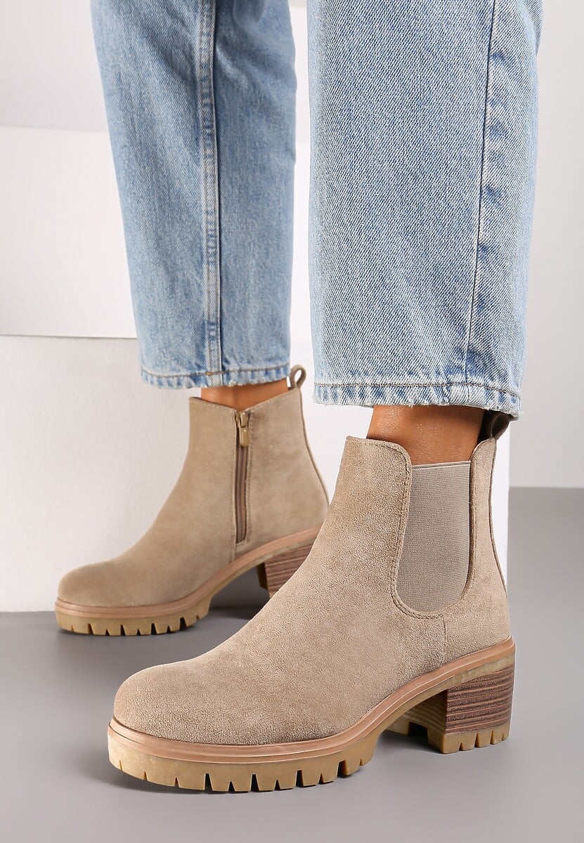 Ciemnobeżowe Botki na Słupku Ruiha