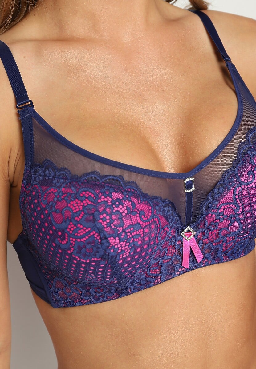 Granatowo-Fuksjowy Biustonosz Push-Up z Koronki Ozdobiony Metalową Aplikacją Arissta