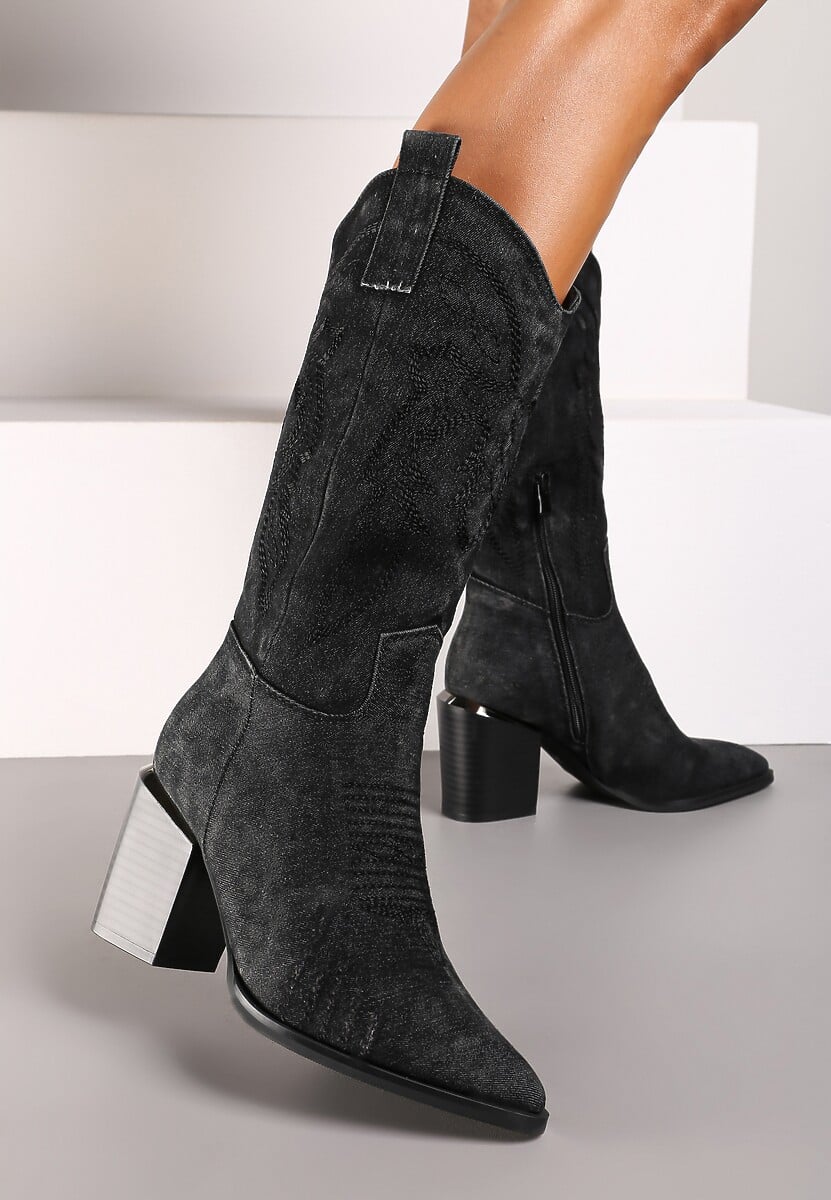 Czarne Botki na Słupku w Stylu Kowbojek Ozdobione Haftem Laorina