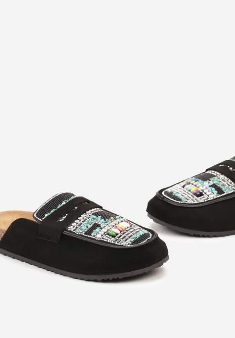 Czarne Klapki Mule z Koralikami na Zakrytym Nosku Aserhia