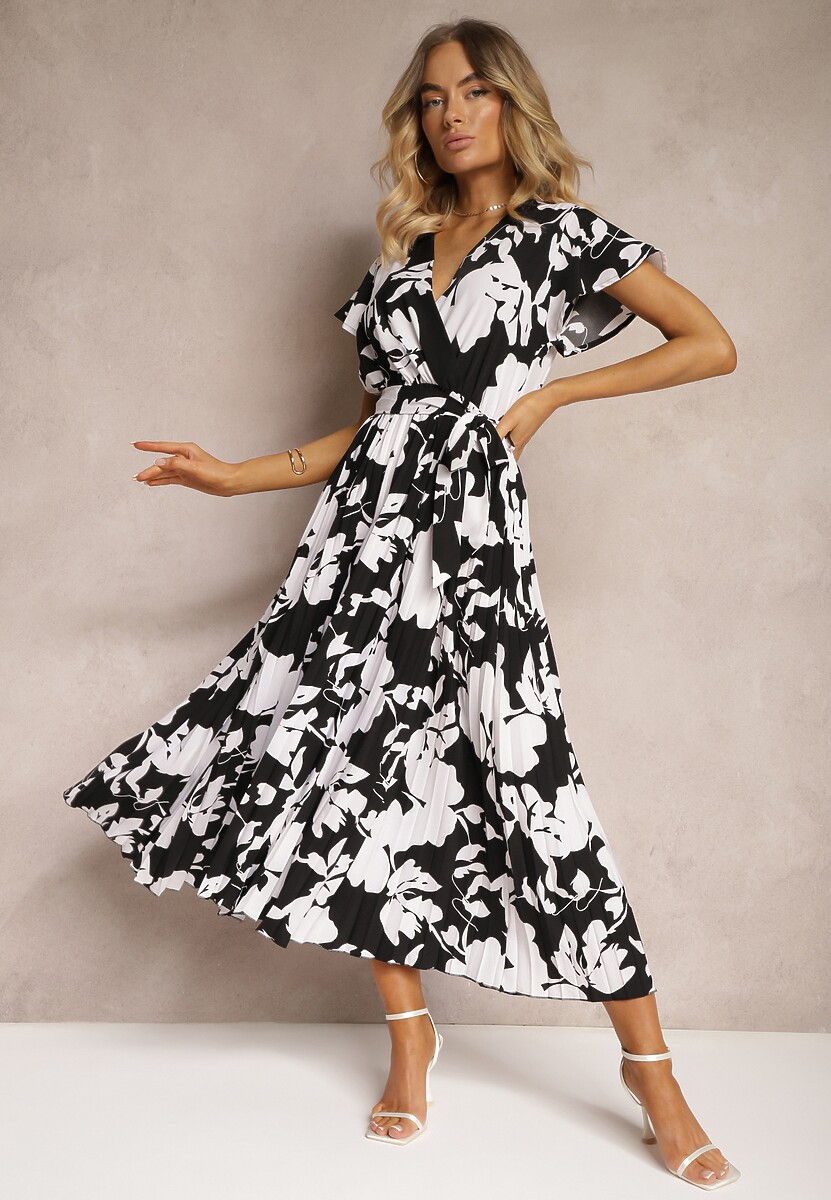 Czarno-Biała Kopertowa Plisowana Sukienka Koktajlowa z Gumką i Paskiem w Talii Benelsea