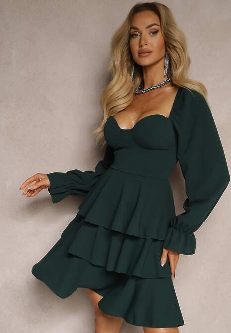 Ciemnozielona Sukienka o Rozkloszowanym Kroju z Falbanami i Bufiastymi Rękawami Semiella