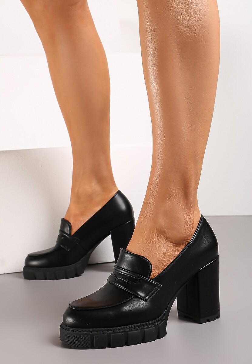 Beżowe Półbuty z Imitacji Skóry na Słupku z Platformą z Okrągłym Noskiem i Przeszyciami Dravinnia