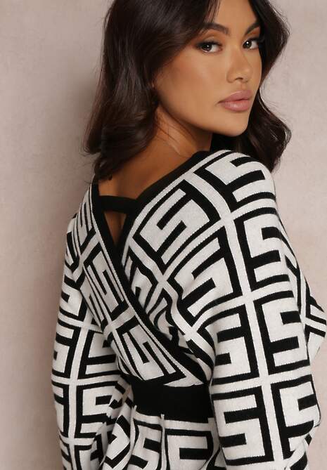 Biała Sukienka Wełniana w Geometryczny Wzór Hamu