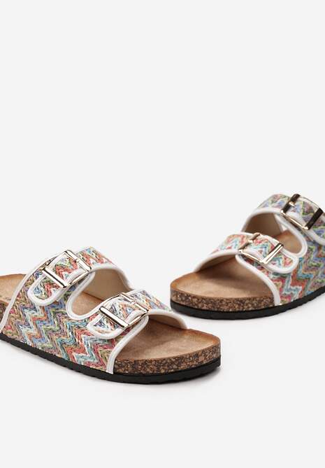 Białe Klapki Ozdobione Plecionymi Sznurkami na Paskach Oliria