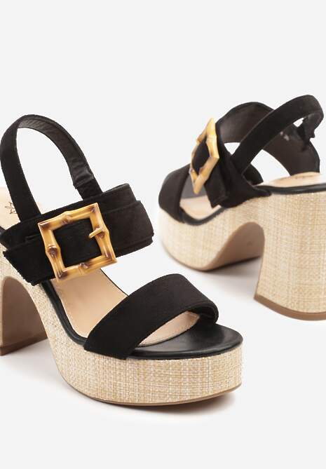 Czarne Sandały na Słupku i Platformie Ozdobione Klamrą Clezara