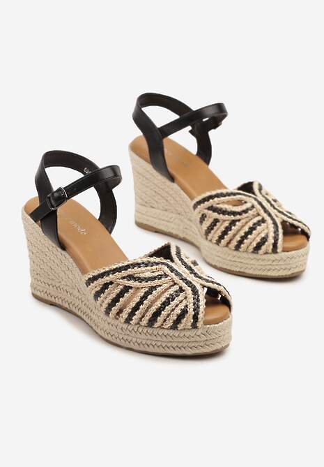 Czarne Sandały na Koturnie z Plecionką w Stylu Boho Lianoriela