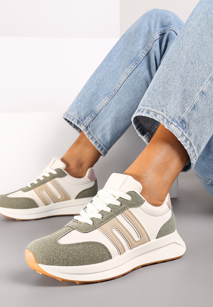 Czarne Sznurowane Sneakersy na Płaskiej Podeszwie Ozdobione Paskami Nevlaia