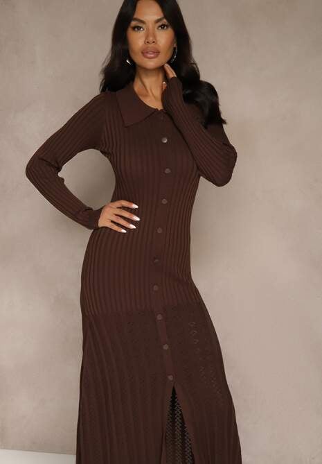 Brązowa Sweterkowa Sukienka z Wiskozy Ozdobiona Kołnierzykiem i Guzikami Deliavella