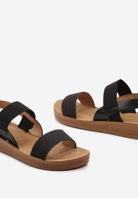Czarne Sandały z Imitacji Skóry z Wsuwanym Zapięciem Patarina