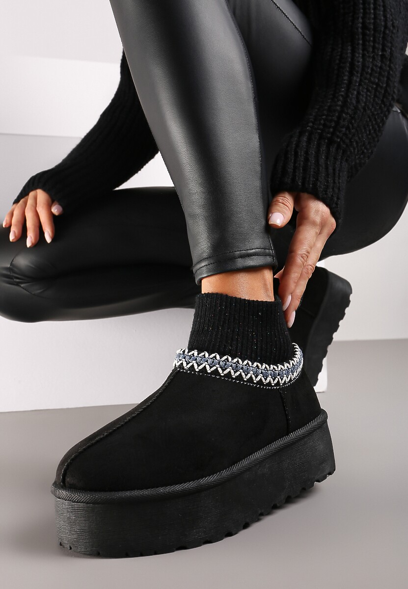 Czarne Śniegowce na Platformie Ozdobione Metaliczną Nicią i Skarpetową Cholewką Sinirae