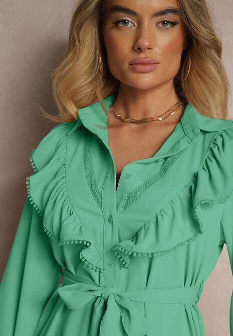 Ciemnozielona Rozkloszowana Sukienka Koszulowa z Falbankami i Koronką Naik