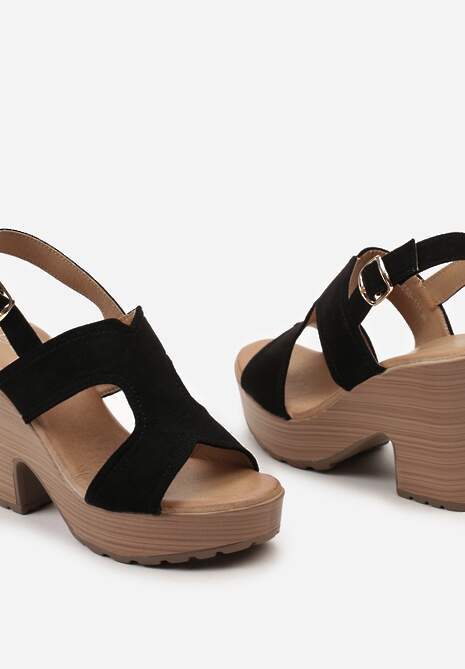 Czarne Sandały Typu Chodaki na Słupku i Platformie Zapinane przy Kostce Racia