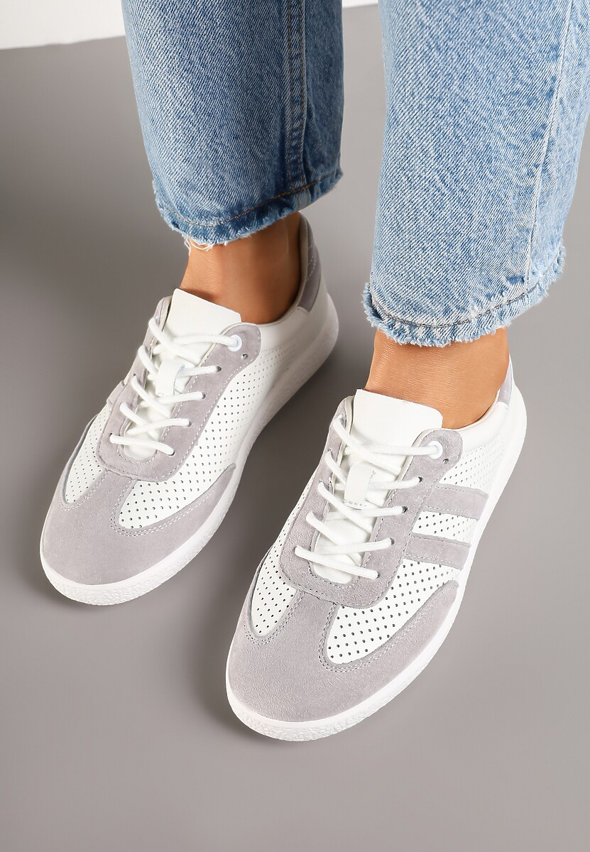 Szaro-Białe Sznurowane Skórzane Sneakersy na Płaskiej Podeszwie z Paskami i Perforacją Enelis