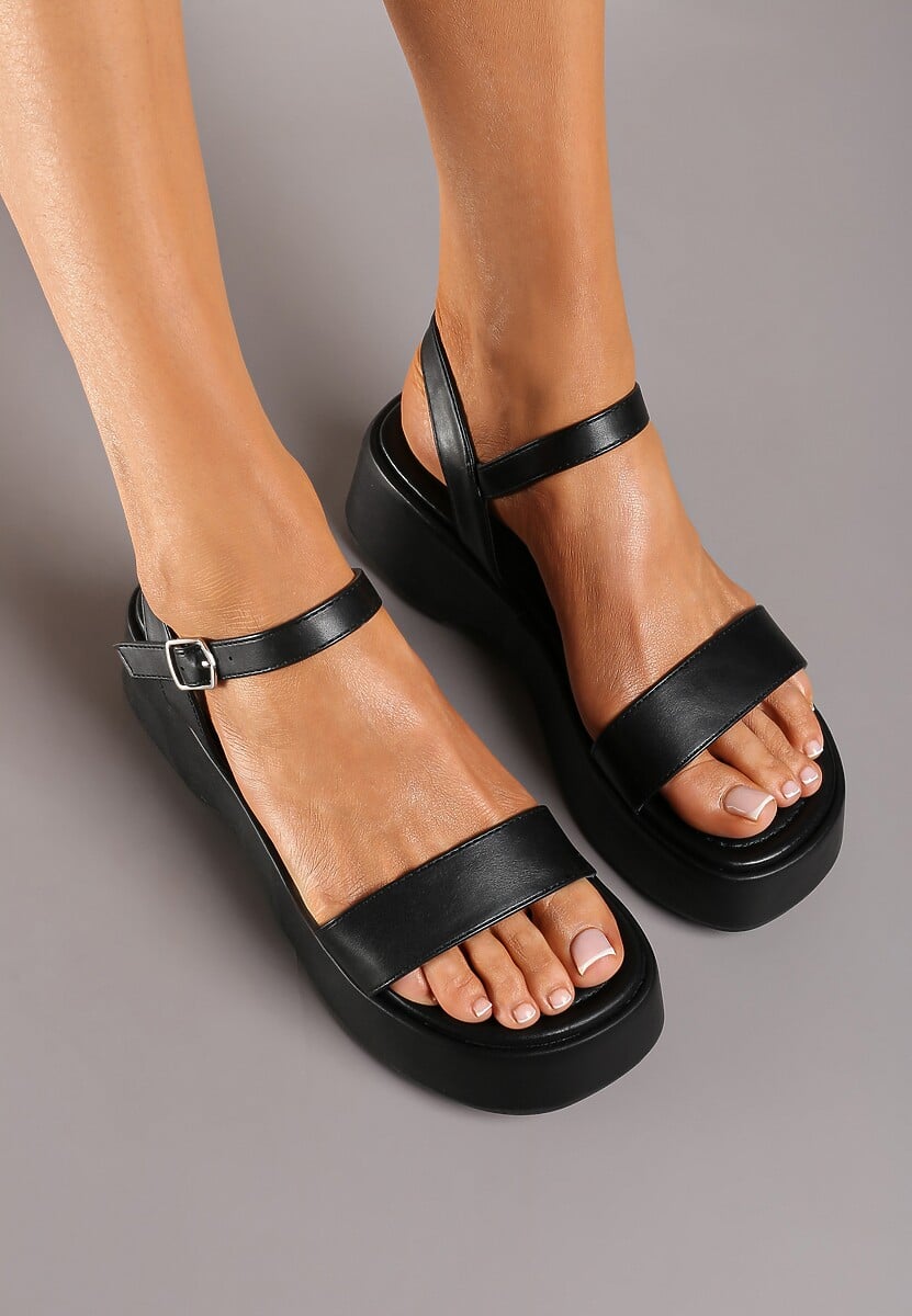 Czarne Sandały Zapinane przy Kostce na Niskiej Platformie Tleiana