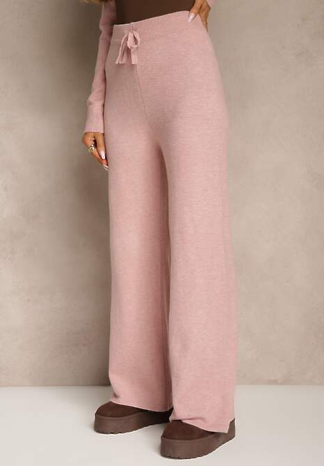 Różowy Komplet Dzianinowy z Wełną i Bawełną Szerokie Spodnie i Golf Lennria