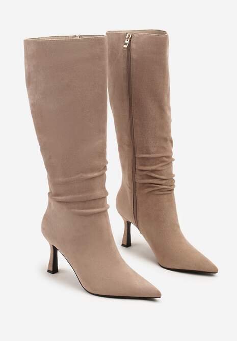 Ciemnobeżowe Kozaki na Szpilce o Geometrycznym Kształcie Latonelle