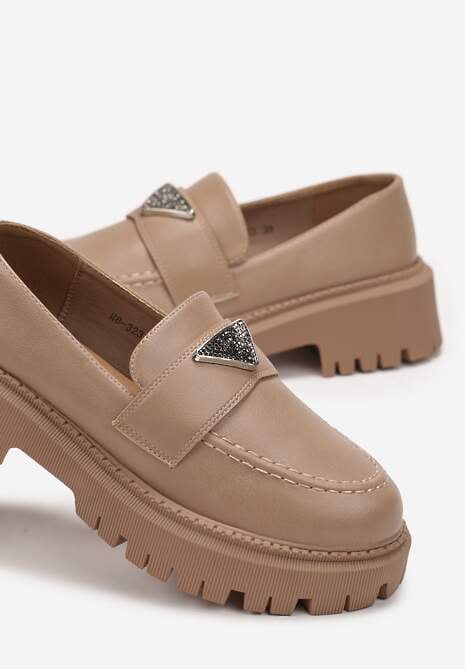 Ciemnobeżowe Mokasyny na Grubej Podeszwie z Metalową Ozdobą w Cyrkonie Venifa