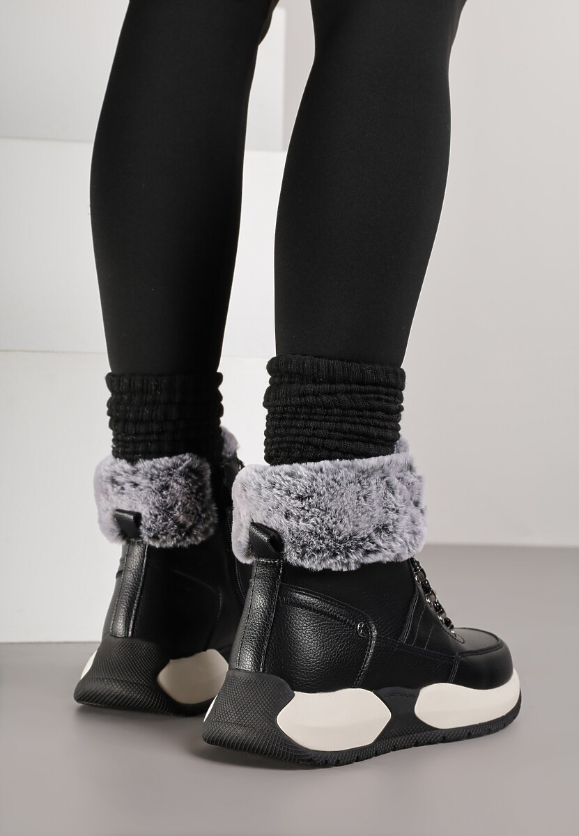 Czarne Trapery Ocieplone i Ozdobione Pluszowym Futerkiem Zenela