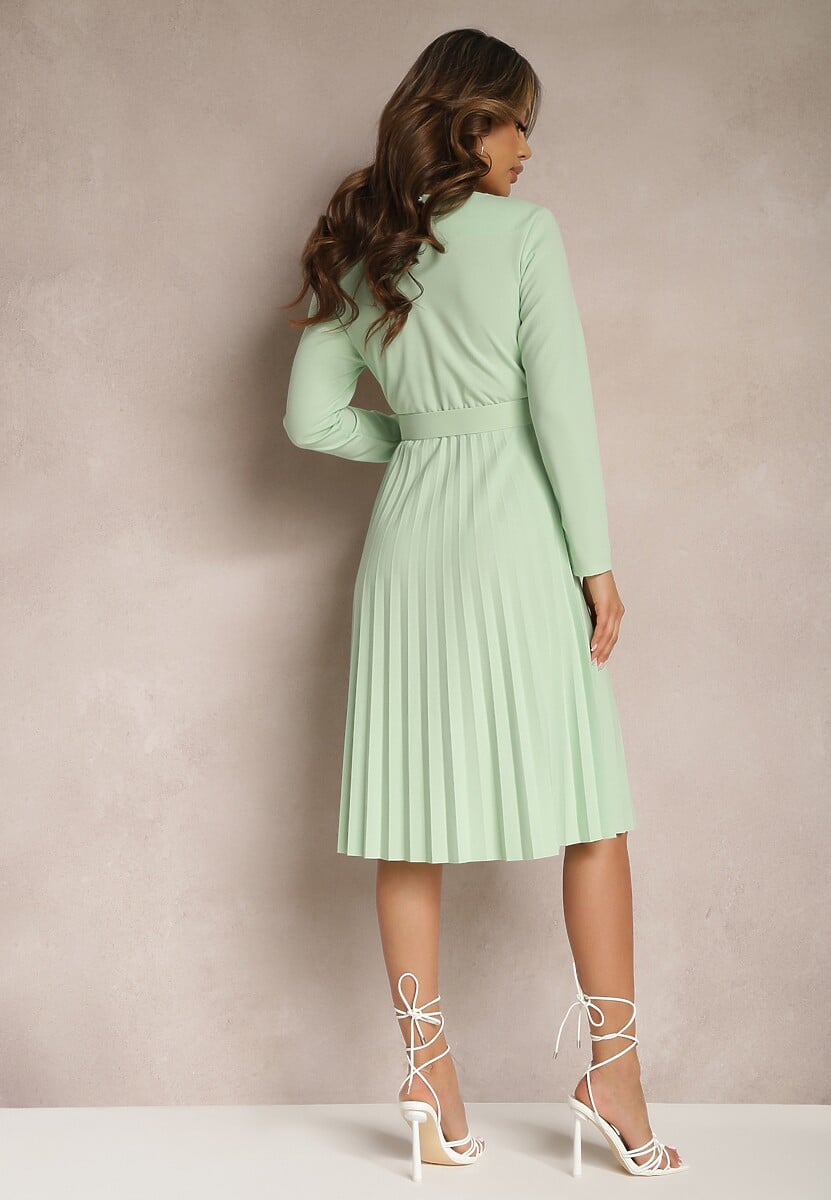 Zielona Plisowana Sukienka Midi z Paskiem w Talii Pailomena