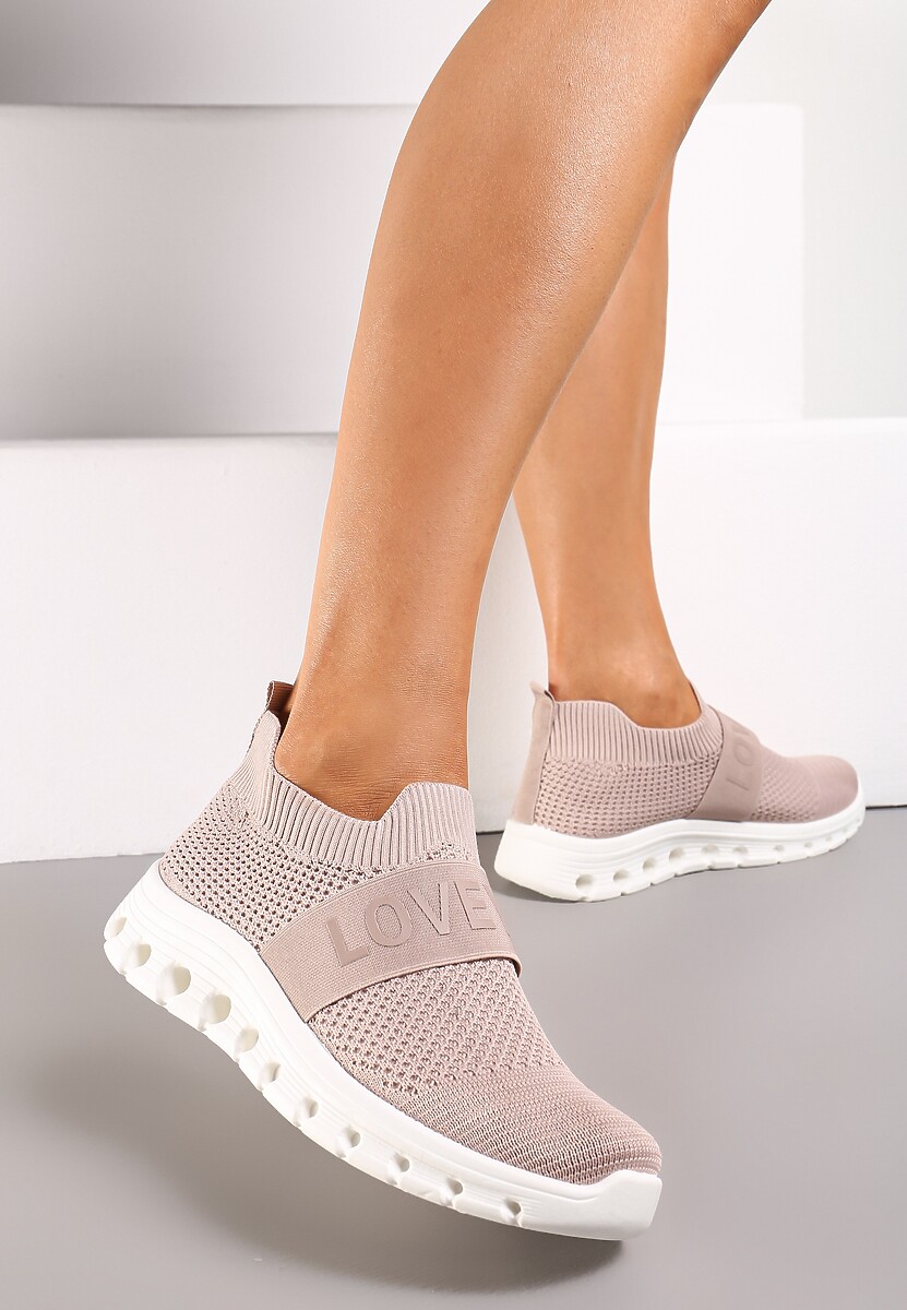 Różowe Buty Sportowe z Napisem LOVE i Elastyczną Cholewką Alaissa