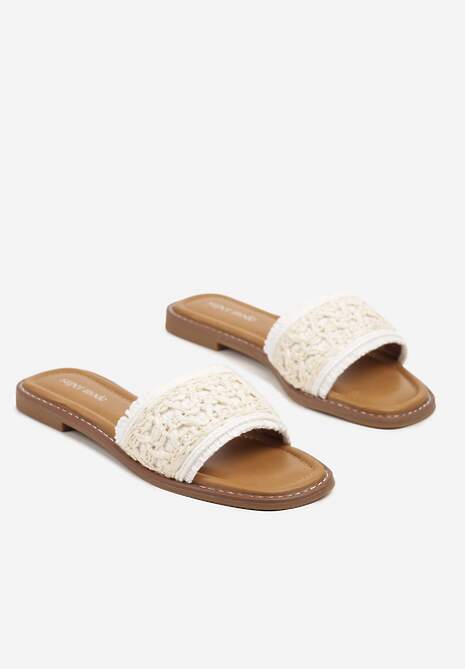 Beżowe Klapki Ozdobione Plecioną Cholewką Nimiolia