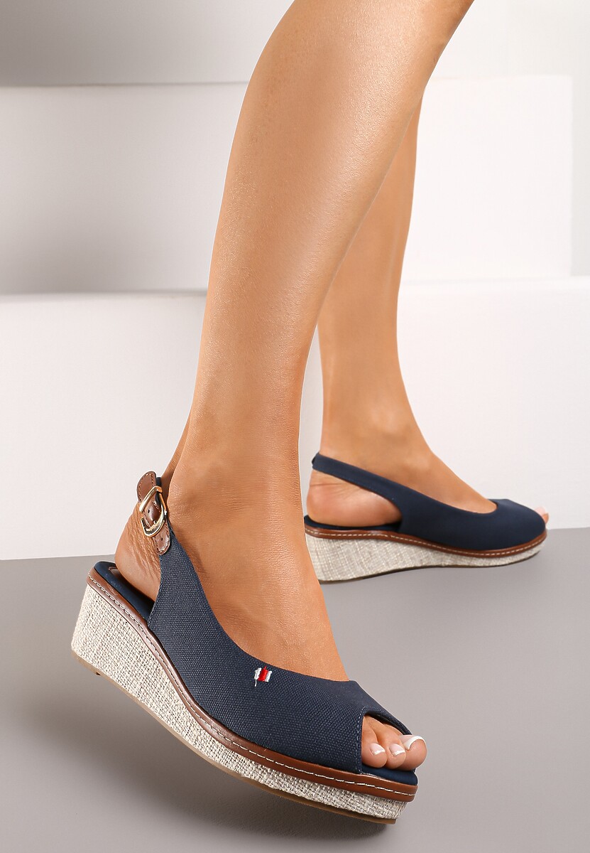 Granatowe Sandały na Plecionym Koturnie bez Pięty Danea