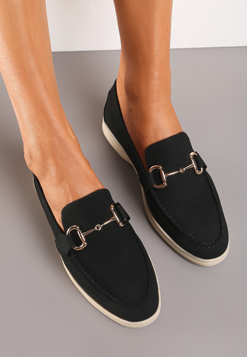 Czarne Mokasyny z Imitacji Zamszu z Ozdobną Klamrą i Przeszyciami Daneka