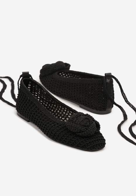 Czarne Balerinki Vices z Plecionki Zdobione Wiązaniem i Aplikacją Erezelia