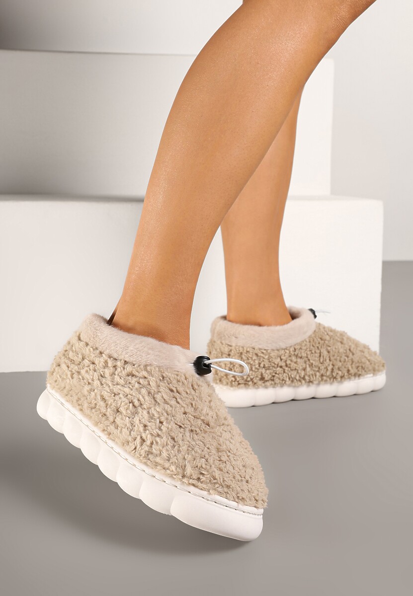 Ciemnobeżowe Kapcie Vices z Futerkiem i Dodatkowym Ściągaczem Calavina