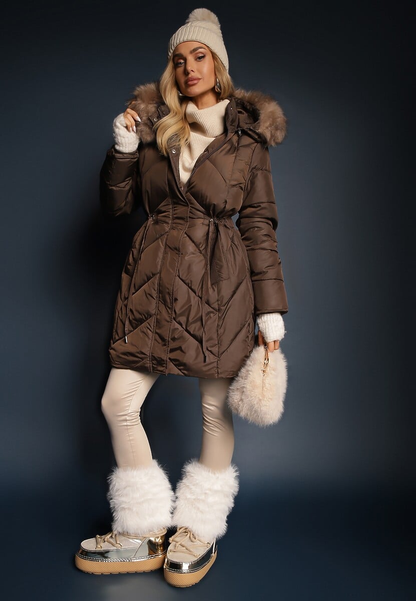 Brązowa Długa Pikowana Kurtka w Stylu Parki z Troczkiem w Pasie i Sztucznym Futerkiem Abelasa