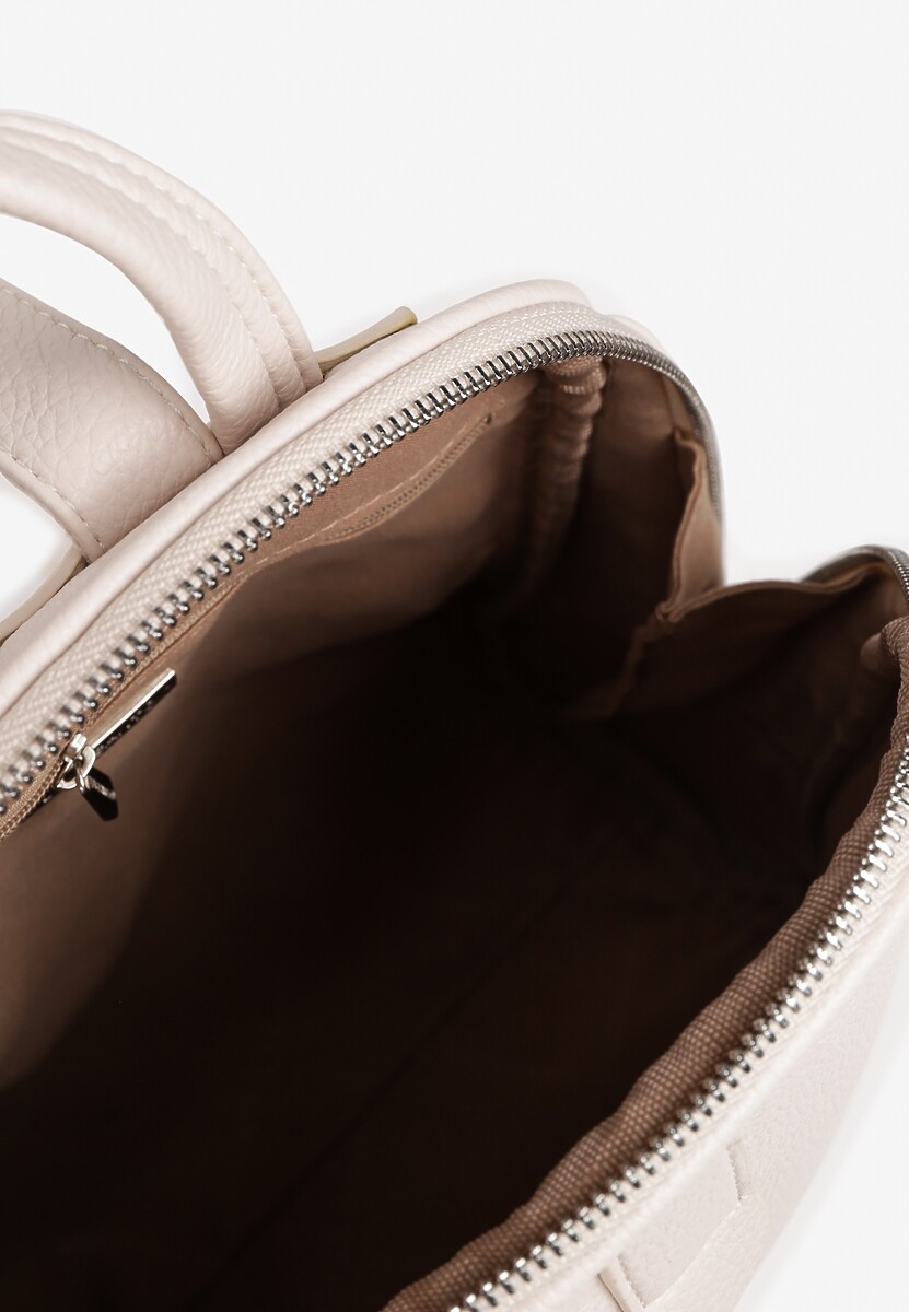 Beżowy Plecak o Trapezowym Kształcie Zdobiony Przeszyciem Polzedi