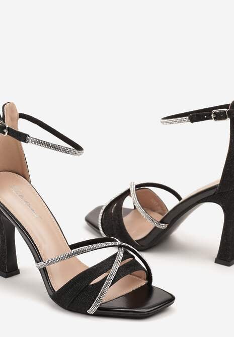 Czarne Sandały na Szpilce z Cyrkoniowymi Paskami Anahira