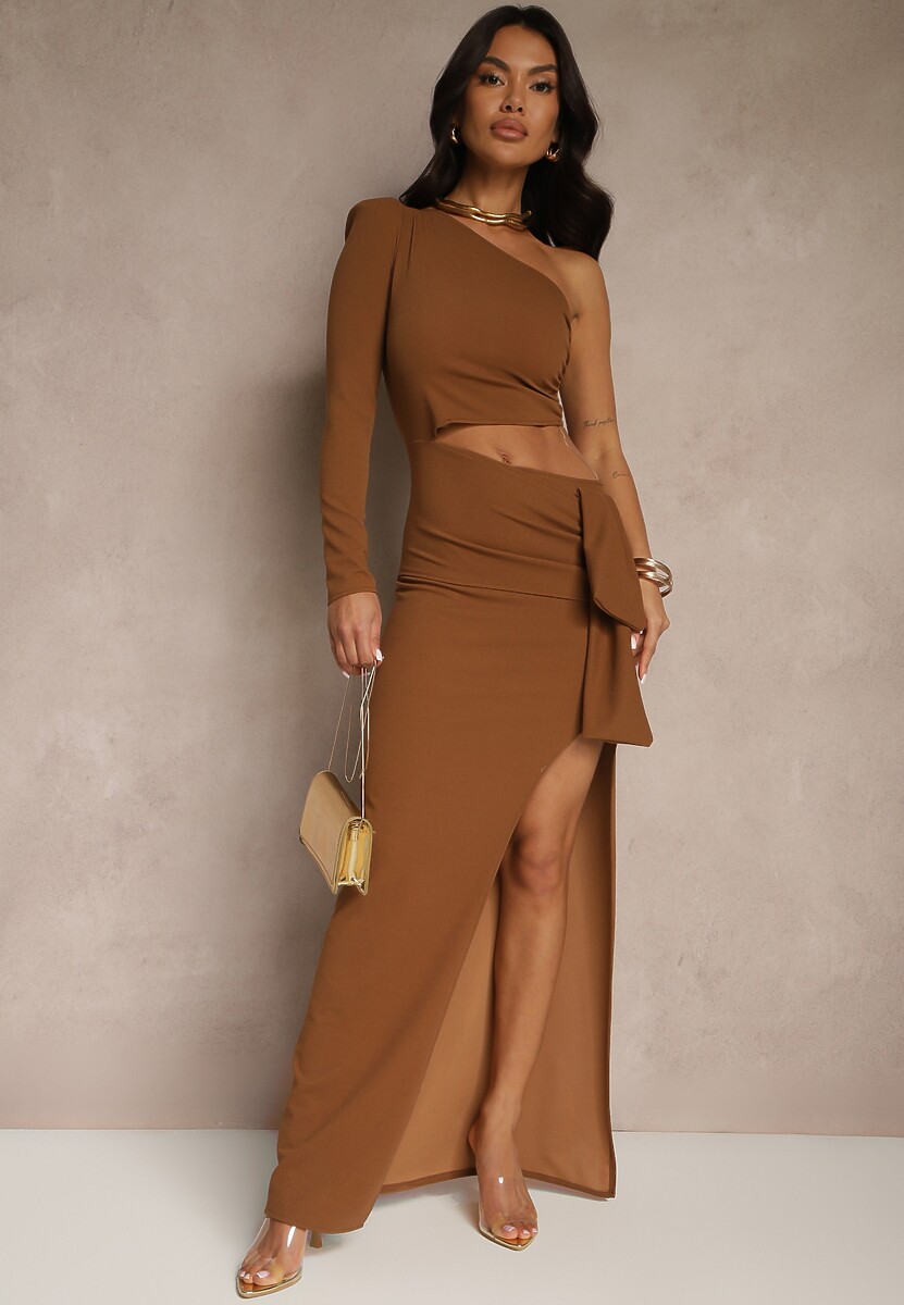 Brązowa Asymetryczna Sukienka z Odkrytym Ramieniem i Wycięciem Felitria
