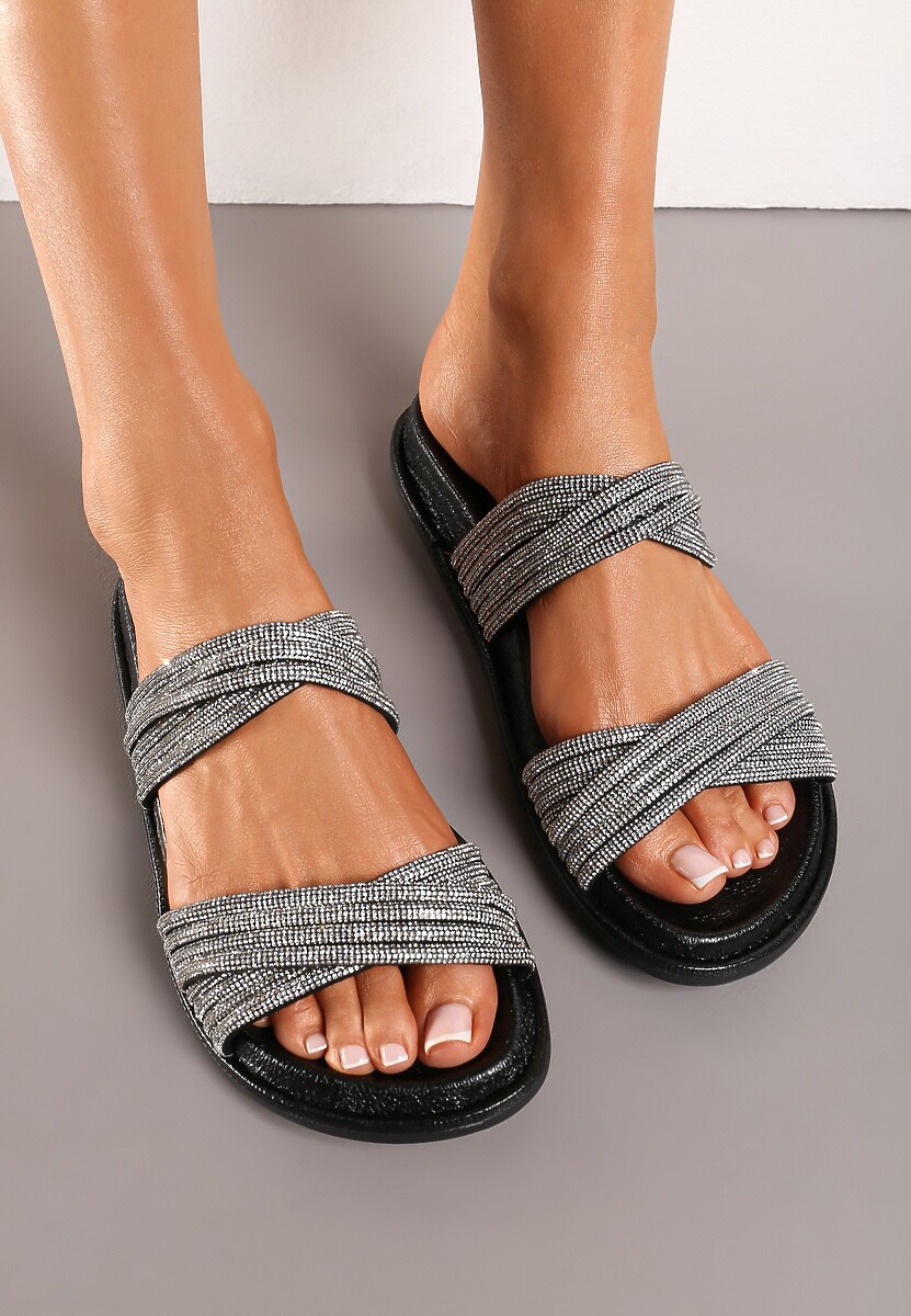 Czarne Klapki z Brokatową Podeszwą i Paskami z Cyrkoniami Triaemilia
